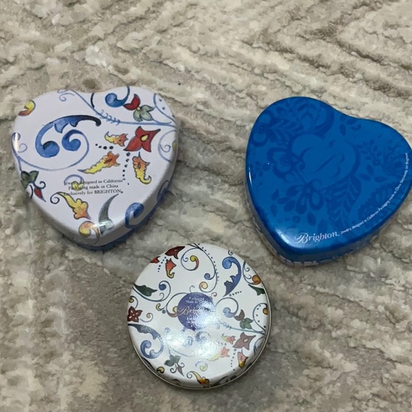 Three Brighton Tins - Picture 2 of 3
